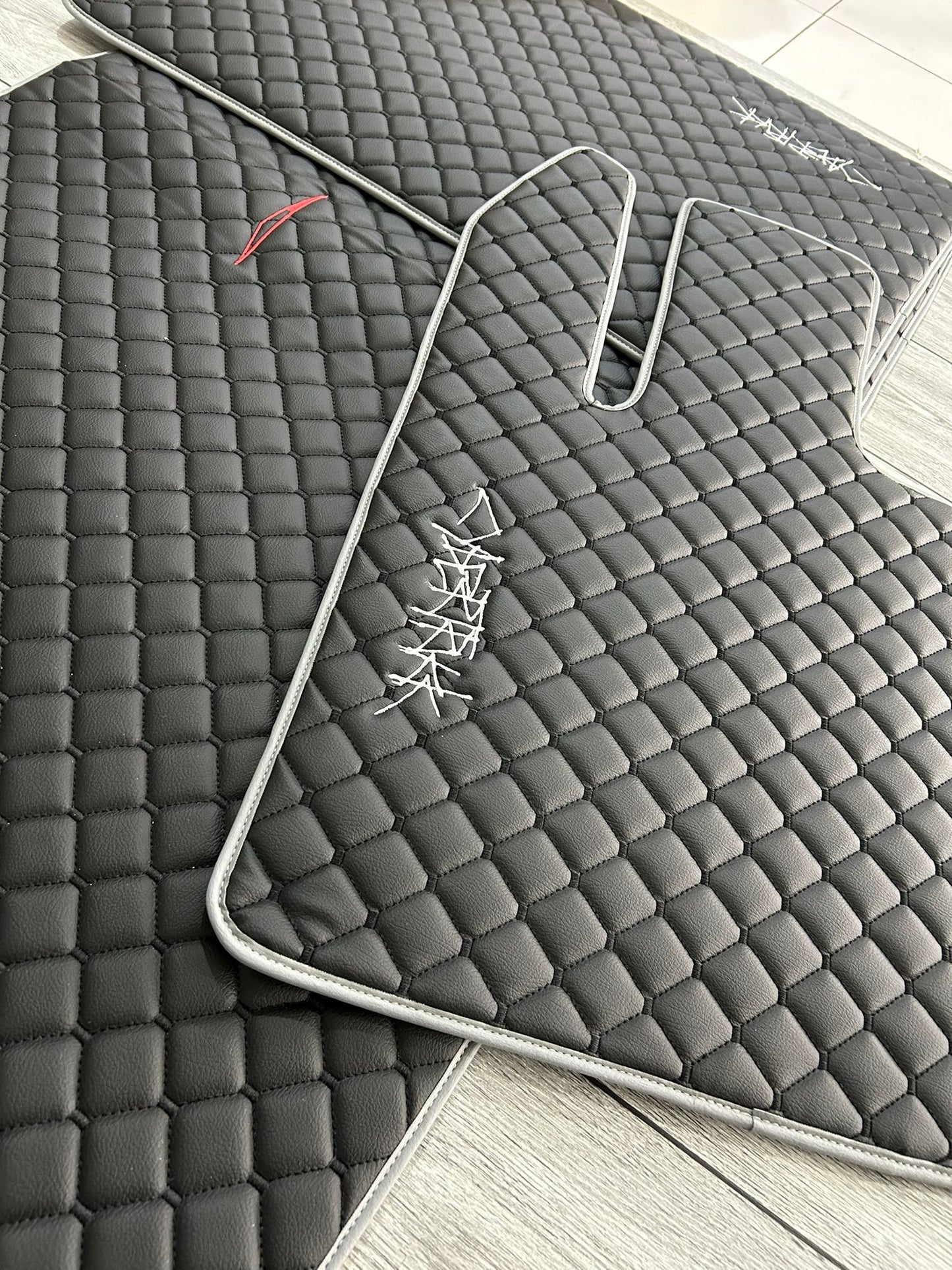Tesla Cybertruck Special Design Leather Custom Car Mat